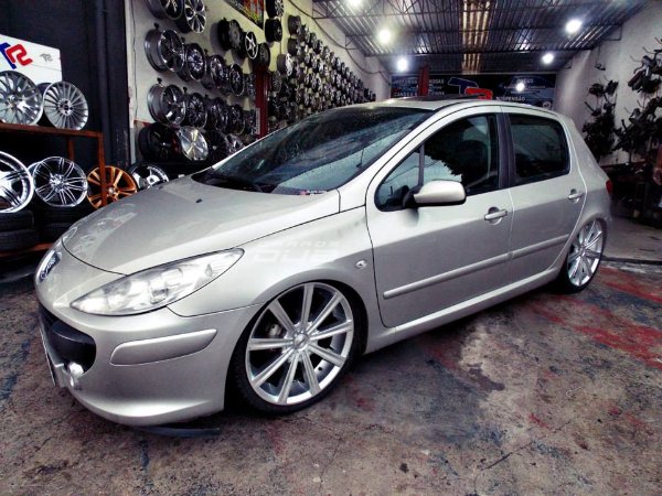 Peugeot Com Rodas Aro