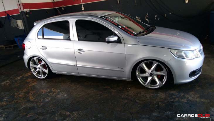 Carros DUB - Gol G5 rebaixado com @volcanowheels Space aro 18